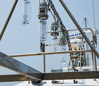 第三八幡丸の夜釣り用の設備